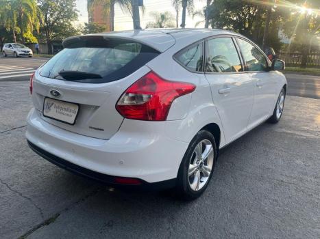 FORD Focus Hatch 1.6 16V 4P SE FLEX, Foto 6