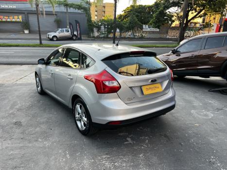 FORD Focus Hatch 1.6 16V 4P FLEX S, Foto 5