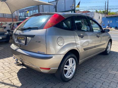 FORD Focus Hatch 1.6 4P FLEX GL, Foto 5