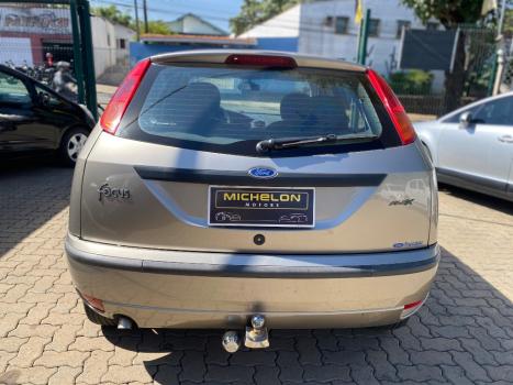 FORD Focus Hatch 1.6 4P FLEX GL, Foto 6