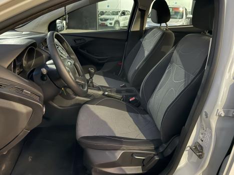 FORD Focus Hatch 1.6 16V 4P SE FLEX, Foto 10