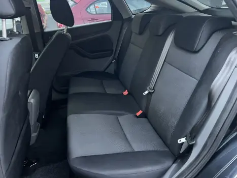 FORD Focus Hatch 1.6 16V 4P FLEX GL, Foto 9