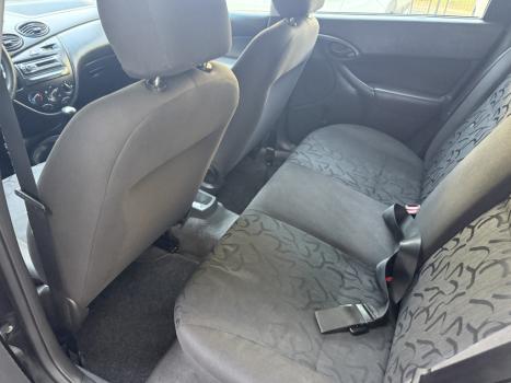 FORD Focus Hatch 1.6 16V 4P FLEX GL, Foto 7