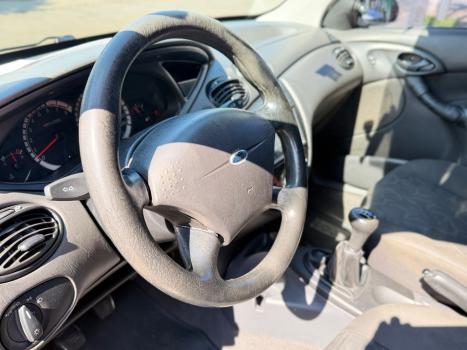 FORD Focus Hatch 1.6 4P, Foto 11
