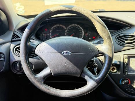 FORD Focus Hatch 1.6 4P, Foto 15