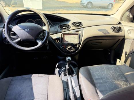 FORD Focus Hatch 1.6 4P, Foto 16