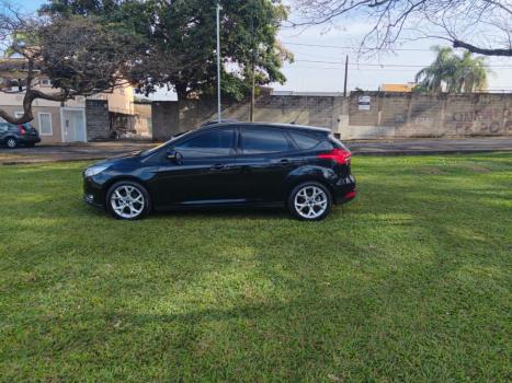 FORD Focus Hatch 1.6 16V 4P SE PLUS FLEX, Foto 6