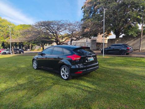 FORD Focus Hatch 1.6 16V 4P SE PLUS FLEX, Foto 7