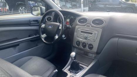 FORD Focus Hatch 1.6 4P, Foto 9