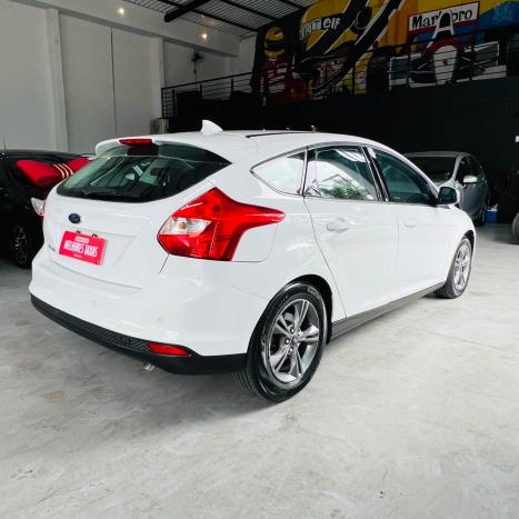 FORD Focus Hatch 1.6 16V 4P SE FLEX, Foto 4