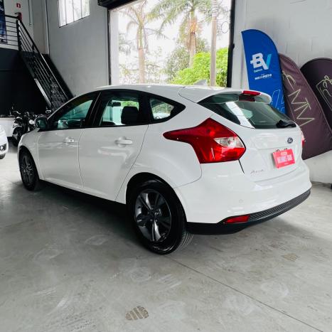 FORD Focus Hatch 1.6 16V 4P SE FLEX, Foto 9
