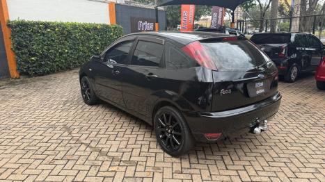 FORD Focus Hatch 1.6 4P, Foto 3