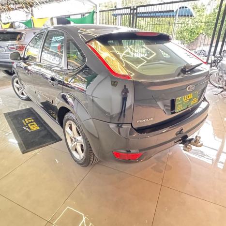 FORD Focus Hatch 1.6 16V 4P FLEX S, Foto 8