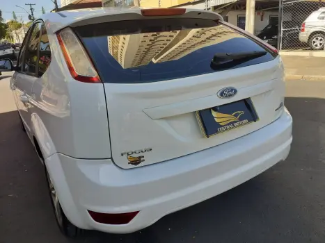 FORD Focus Hatch 2.0 16V 4P GLX AUTOMTICO, Foto 11