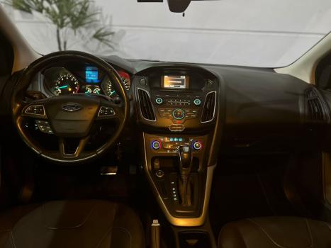 FORD Focus Hatch 2.0 16V 4P FLEX SE POWERSHIFT AUTOM�TICO, Foto 7