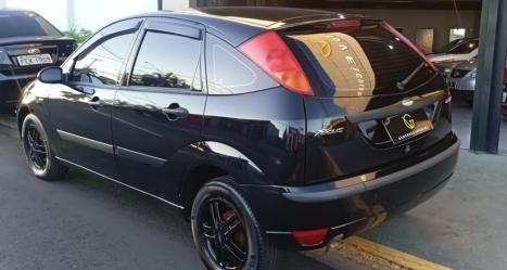 FORD Focus Hatch 2.0 16V 4P GLX, Foto 4