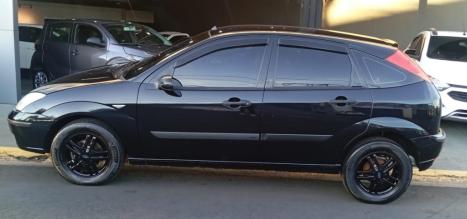 FORD Focus Hatch 2.0 16V 4P GLX, Foto 5
