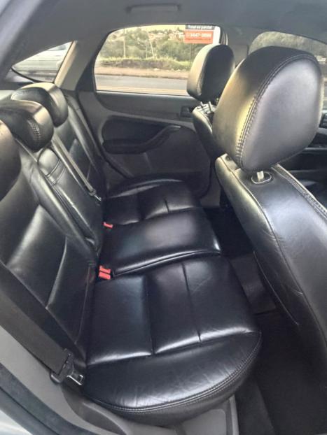 FORD Focus Hatch 2.0 16V 4P FLEX AUTOM�TICO, Foto 9