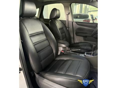 FORD Focus Hatch 2.0 16V 4P GHIA AUTOM�TICO, Foto 11