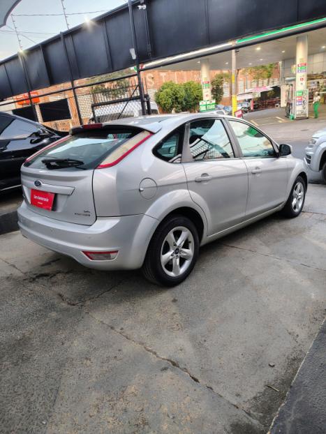 FORD Focus Hatch 2.0 16V 4P FLEX AUTOM�TICO, Foto 10