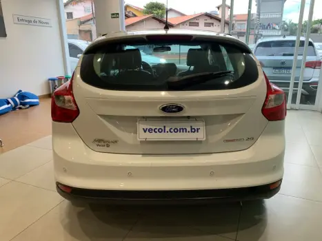 FORD Focus Hatch 2.0 16V 4P FLEX SE POWERSHIFT AUTOM�TICO, Foto 9