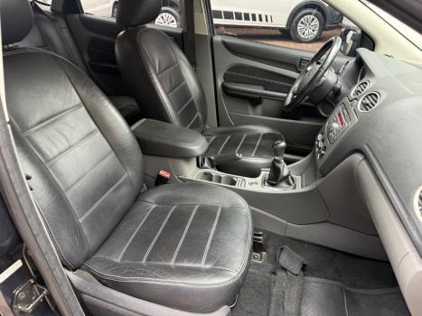 FORD Focus Hatch 2.0 16V 4P GLX FLEX, Foto 6