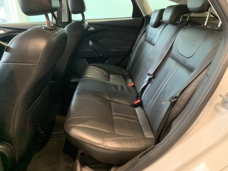 FORD Focus Hatch 2.0 16V 4P FLEX SE POWERSHIFT AUTOM�TICO, Foto 6