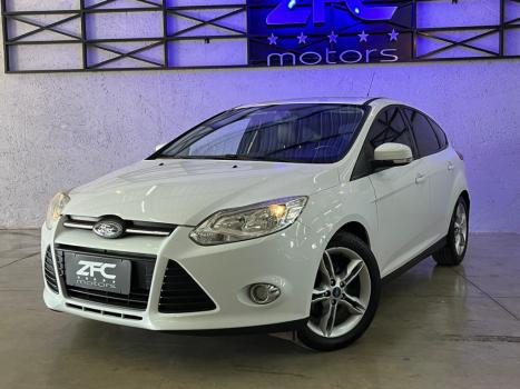 FORD Focus Hatch 2.0 16V 4P FLEX SE POWERSHIFT AUTOM�TICO, Foto 3
