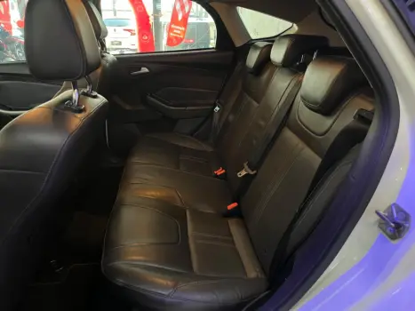 FORD Focus Hatch 2.0 16V 4P FLEX SE POWERSHIFT AUTOM�TICO, Foto 11