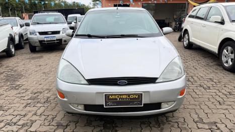 FORD Focus Hatch 2.0 16V 4P GHIA, Foto 1