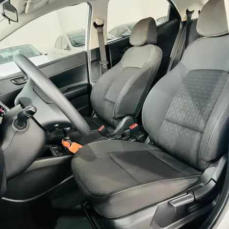 FORD Focus Sedan 1.6 4P GL FLEX, Foto 10