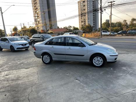 FORD Focus Sedan 1.6 4P GLX FLEX, Foto 3