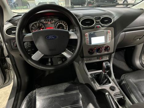 FORD Focus Sedan 1.6 4P GLX FLEX, Foto 10