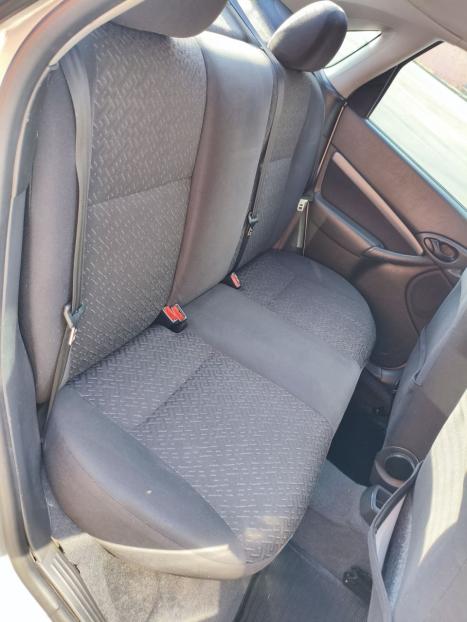 FORD Focus Sedan 1.6 4P, Foto 10