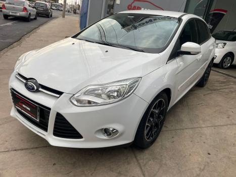 FORD Focus Sedan 2.0 16V 4P FLEX TITANIUM AUTOMTICO, Foto 2