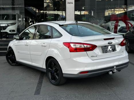 FORD Focus Sedan 2.0 16V 4P FLEX SE POWERSHIFT AUTOMTICO, Foto 4