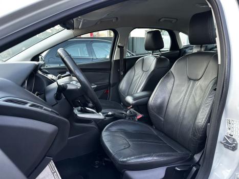 FORD Focus Sedan 2.0 16V 4P FLEX SE POWERSHIFT AUTOMTICO, Foto 13