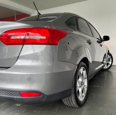 FORD Focus Sedan 2.0 16V 4P FLEX SE POWERSHIFT AUTOM�TICO, Foto 8
