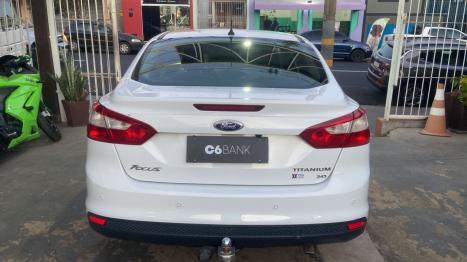 FORD Focus Sedan 2.0 16V 4P FLEX TITANIUM PLUS POWERSHIFT AUTOM�TICO, Foto 4