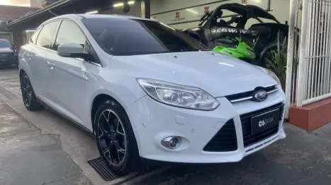 FORD Focus Sedan 2.0 16V 4P FLEX TITANIUM PLUS POWERSHIFT AUTOM�TICO, Foto 6