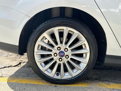 FORD Focus Sedan 2.0 16V 4P FLEX TITANIUM POWERSHIFT AUTOM�TICO, Foto 14