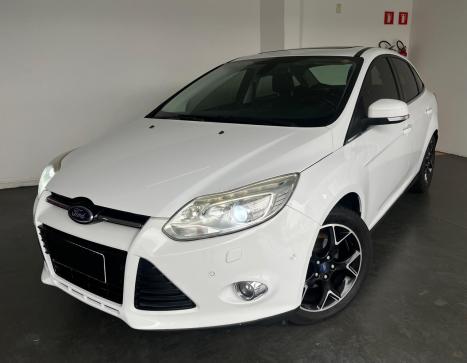 FORD Focus Sedan 2.0 16V 4P FLEX TITANIUM PLUS POWERSHIFT AUTOM�TICO, Foto 2