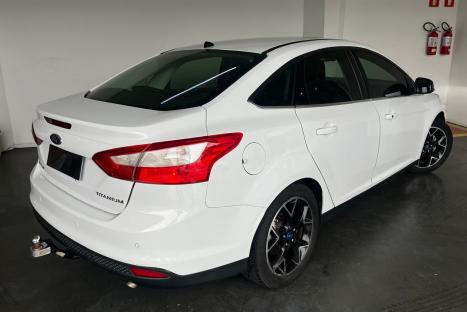 FORD Focus Sedan 2.0 16V 4P FLEX TITANIUM PLUS POWERSHIFT AUTOM�TICO, Foto 3