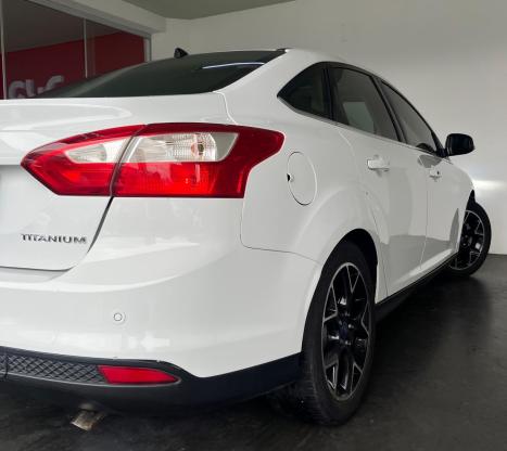 FORD Focus Sedan 2.0 16V 4P FLEX TITANIUM PLUS POWERSHIFT AUTOM�TICO, Foto 8
