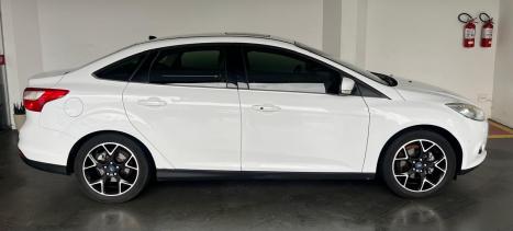 FORD Focus Sedan 2.0 16V 4P FLEX TITANIUM PLUS POWERSHIFT AUTOM�TICO, Foto 9