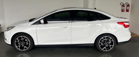FORD Focus Sedan 2.0 16V 4P FLEX TITANIUM PLUS POWERSHIFT AUTOM�TICO, Foto 10