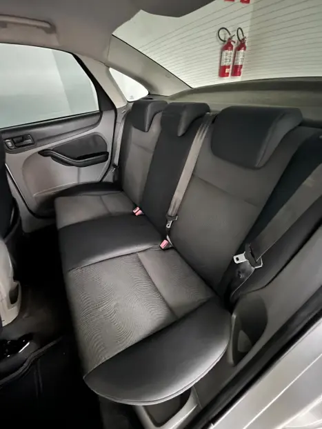 FORD Focus Sedan 2.0 16V 4P GLX FLEX AUTOM�TICO, Foto 20