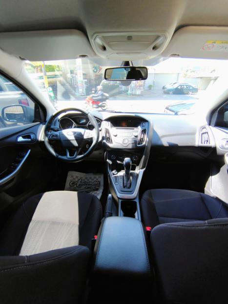 FORD Focus Sedan 2.0 16V 4P FLEX SE POWERSHIFT AUTOM�TICO, Foto 4