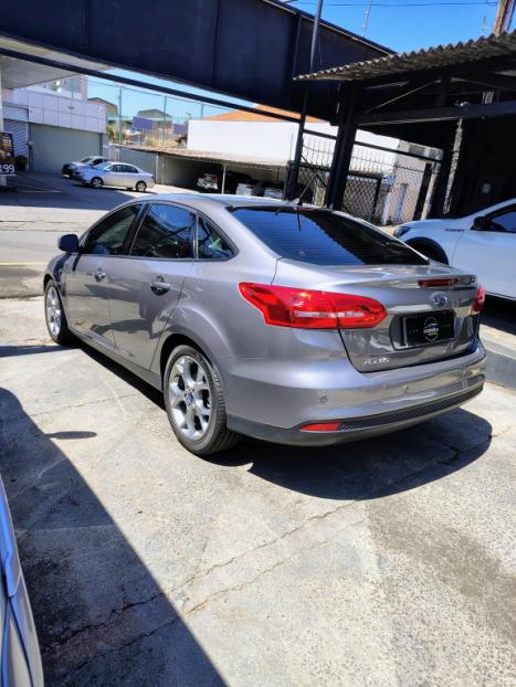 FORD Focus Sedan 2.0 16V 4P FLEX SE POWERSHIFT AUTOM�TICO, Foto 10