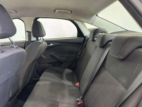 FORD Focus Sedan 2.0 16V 4P FLEX SE FASTBACK POWERSHIFT AUTOM�TICO, Foto 4